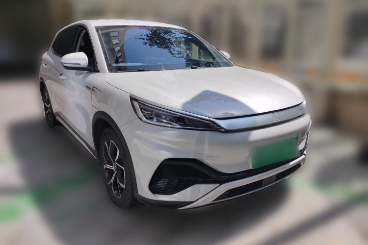 Used BYD Yuan PLUS 2022 430 km Luxury Version Front Right 45 Deg