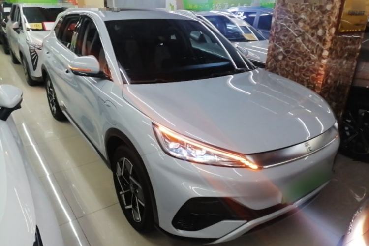 Used BYD Yuan PLUS 2022 510 km Flagship Version Front Right 45 Deg