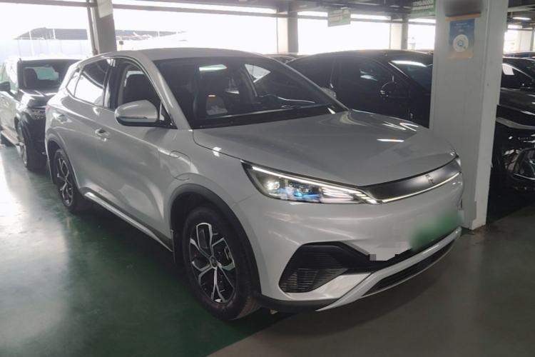 Used BYD Yuan PLUS 2022 430 km Luxury Version Front Right 45 Deg
