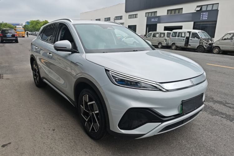 Used BYD Yuan PLUS 2022 510 km Flagship Version Front Right 45 Deg