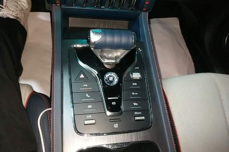 Used BYD Yuan PLUS 2022 510 km Flagship Version Gear Lever