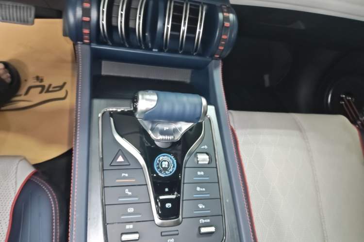 Used BYD Yuan PLUS 2022 510 km Flagship Version Gear Lever