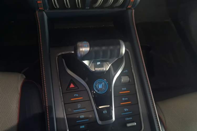Used BYD Yuan PLUS 2022 510 km Luxury Version Gear Lever
