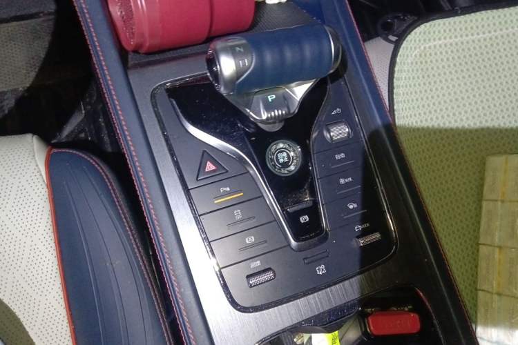 Used BYD Yuan PLUS 2022 430 km Luxury Version Gear Lever
