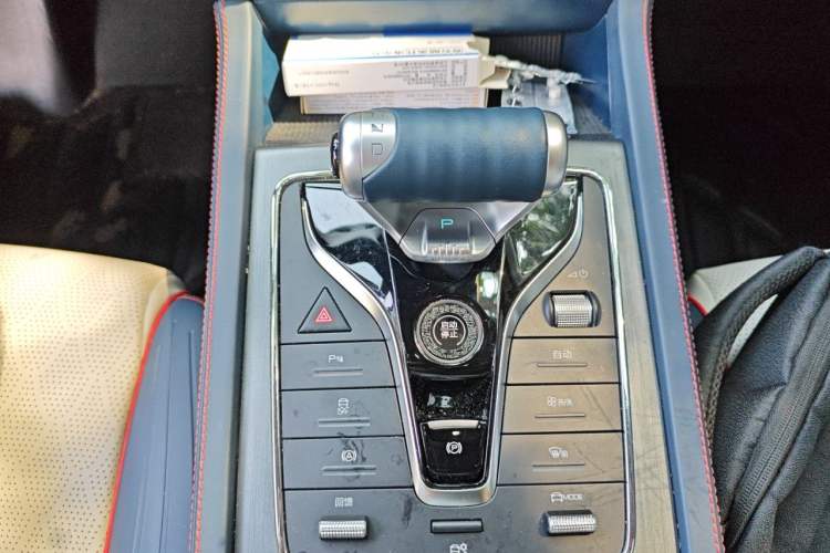 Used BYD Yuan PLUS 2022 430 km Luxury Version Gear Lever