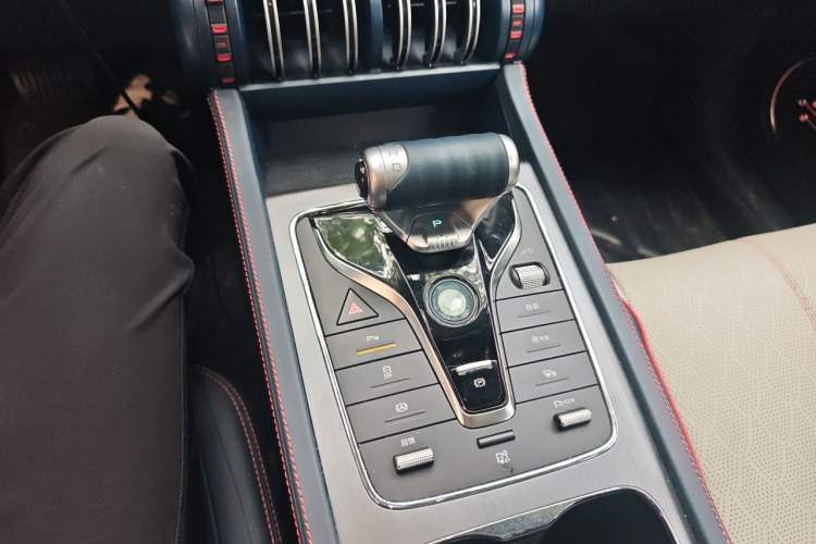 Used BYD Yuan PLUS 2022 430 km Luxury Version Gear Lever