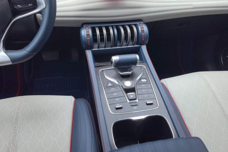 Used BYD Yuan PLUS 2022 430 km Luxury Version Gear Lever