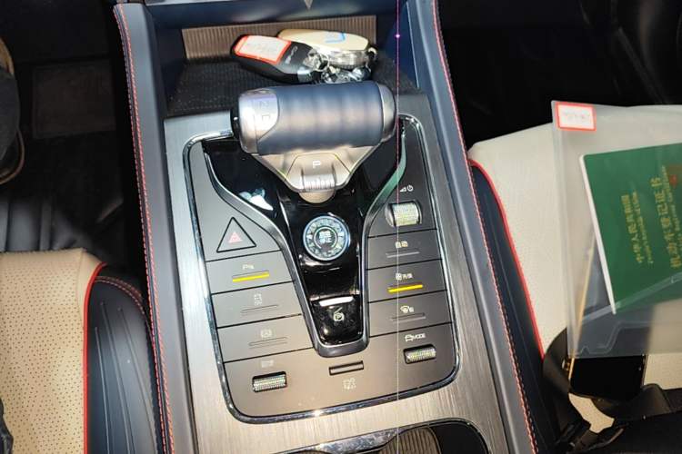 Used BYD Yuan PLUS 2022 430 km Luxury Version Gear Lever