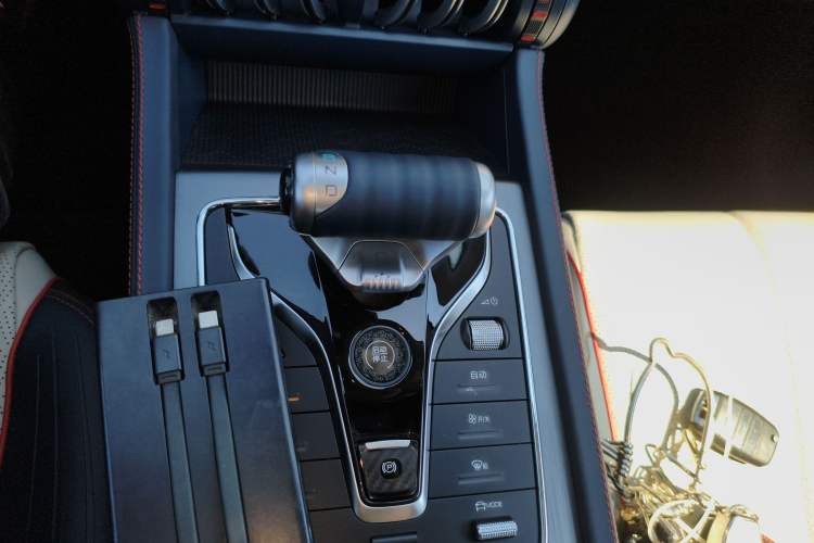 Used BYD Yuan PLUS 2022 510 km Flagship Version Gear Lever