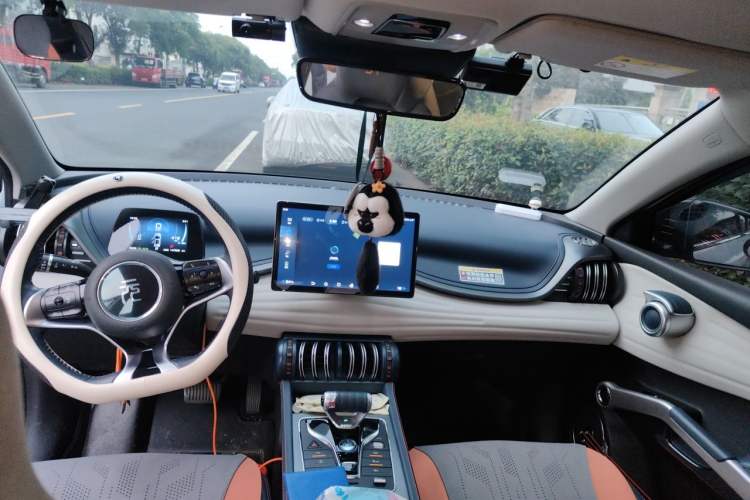 Used BYD Yuan PLUS 2022 430 km Luxury Version Headliner