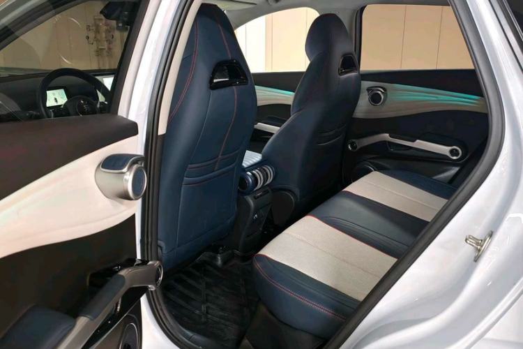 Used BYD Yuan PLUS 2022 510 km Flagship Version Interior 1