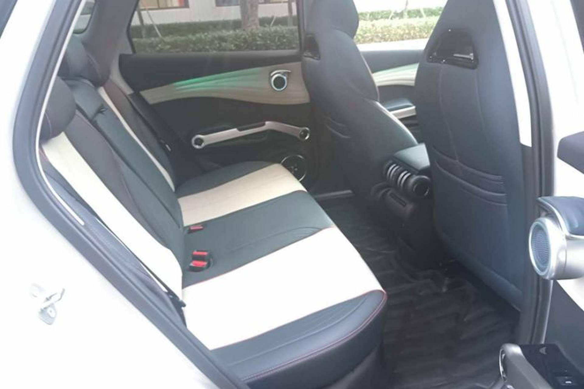 Used BYD Yuan PLUS 2022 510 km Flagship Version Interior 1
