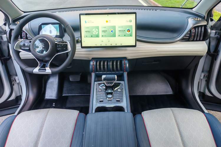 Used BYD Yuan PLUS 2022 510KM Flagship PLUS Interior 3