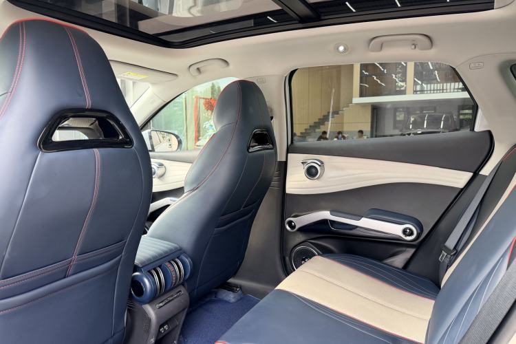 Used BYD Yuan PLUS 2022 430 km Luxury Version Interior 3