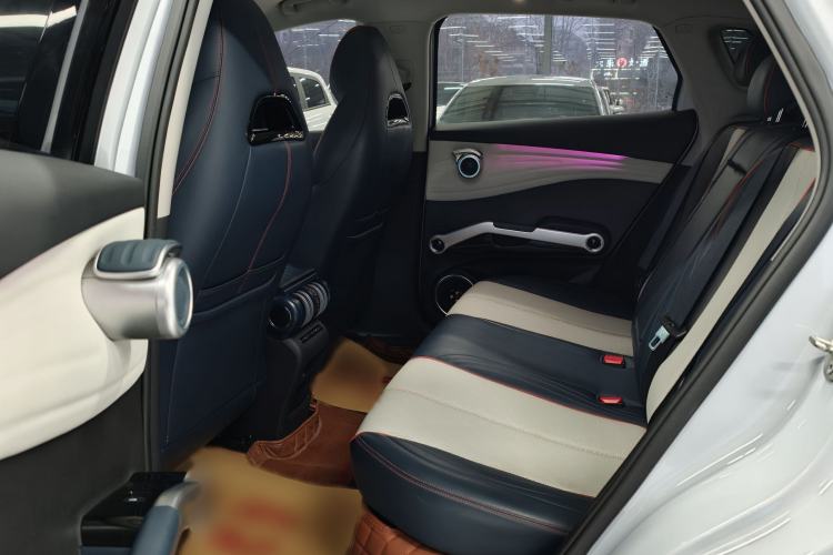 Used BYD Yuan PLUS 2022 430 km Luxury Version Interior 4