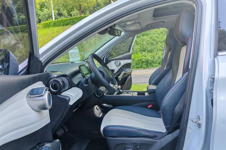 Used BYD Yuan PLUS 2022 510KM Flagship PLUS Interior 5
