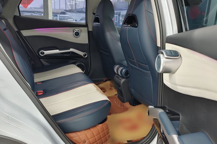 Used BYD Yuan PLUS 2022 430 km Luxury Version Interior 5