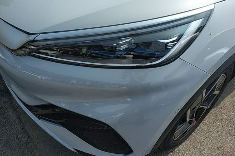 Used BYD Yuan PLUS 2022 510 km Flagship Version Left Front Headlight