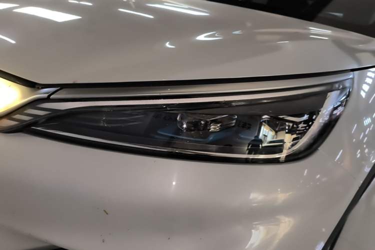 Used BYD Yuan PLUS 2022 510 km Flagship Version Left Front Headlight