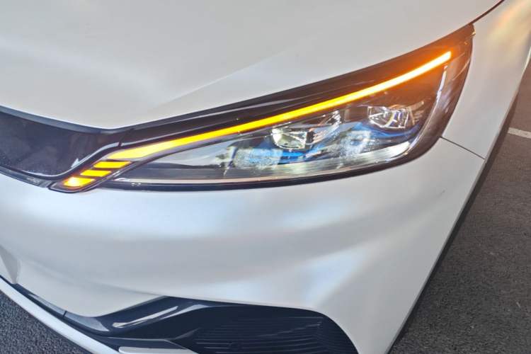 Used BYD Yuan PLUS 2022 510 km Flagship Version Left Front Headlight