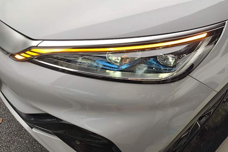 Used BYD Yuan PLUS 2022 510 km Flagship Version Left Front Headlight