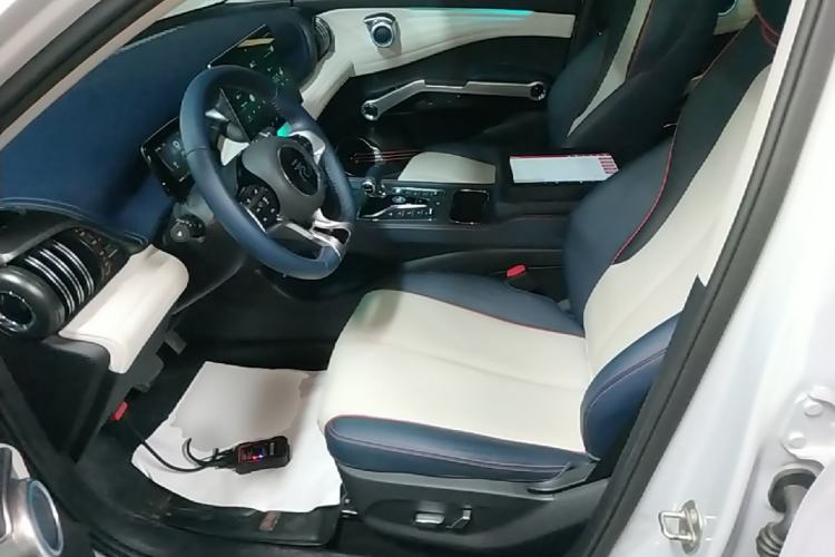 Used BYD Yuan PLUS 2022 510 km Flagship Version Left Front Seat