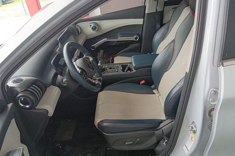 Used BYD Yuan PLUS 2022 430 km Luxury Version Left Front Seat