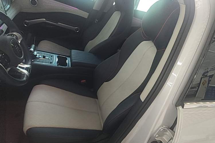 Used BYD Yuan PLUS 2022 430 km Luxury Version Left Front Seat