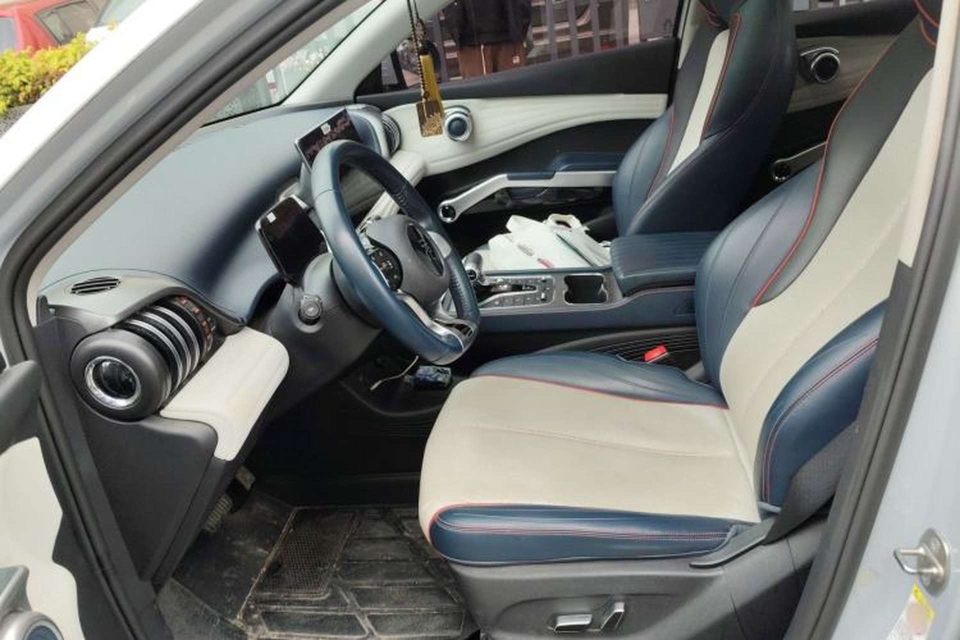 Used BYD Yuan PLUS 2022 510 km Flagship Version Left Front Seat