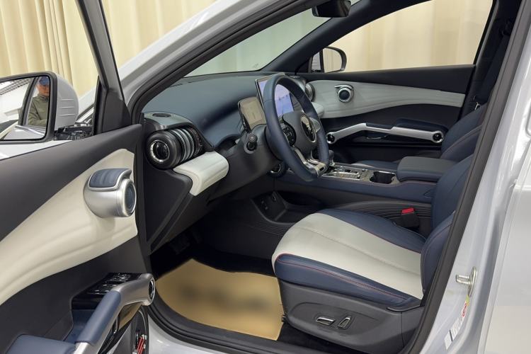 Used BYD Yuan PLUS 2022 510 km Flagship Version Left Front Seat