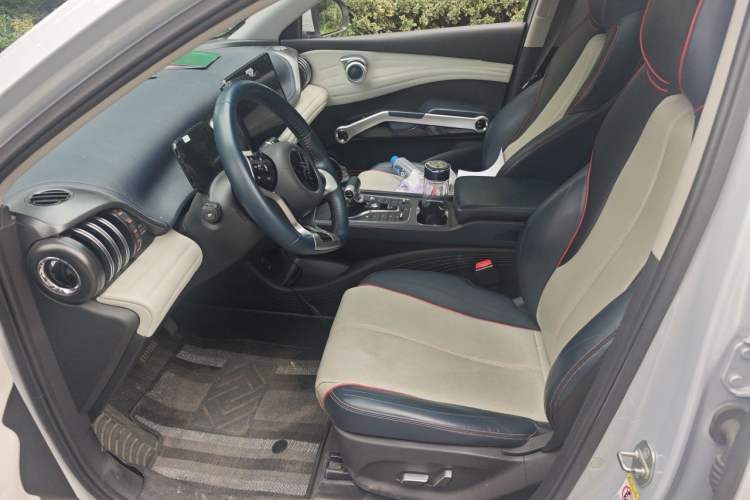 Used BYD Yuan PLUS 2022 510 km Flagship Version Left Front Seat