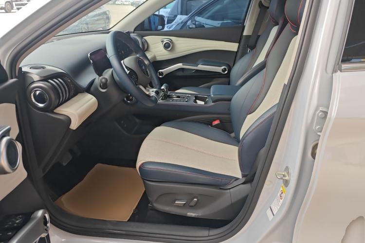 Used BYD Yuan PLUS 2022 510 km Flagship Version Left Front Seat