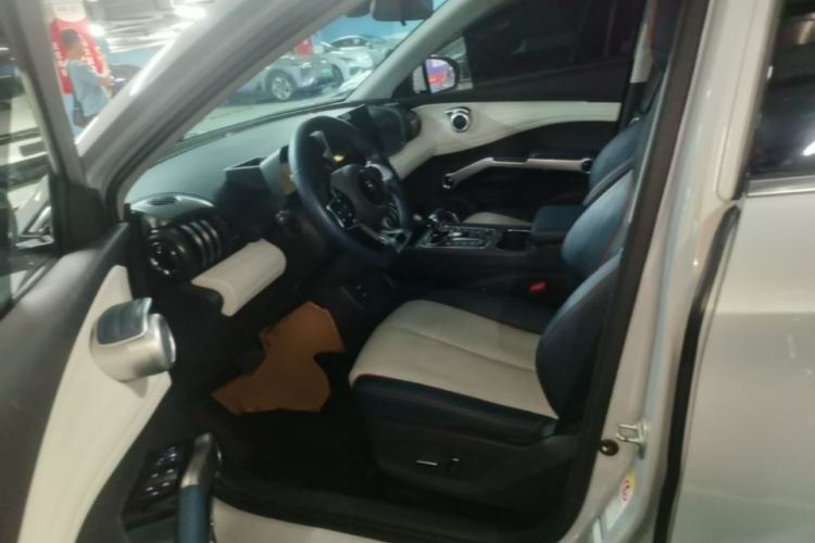 Used BYD Yuan PLUS 2022 510 km Flagship Version Left Front Seat