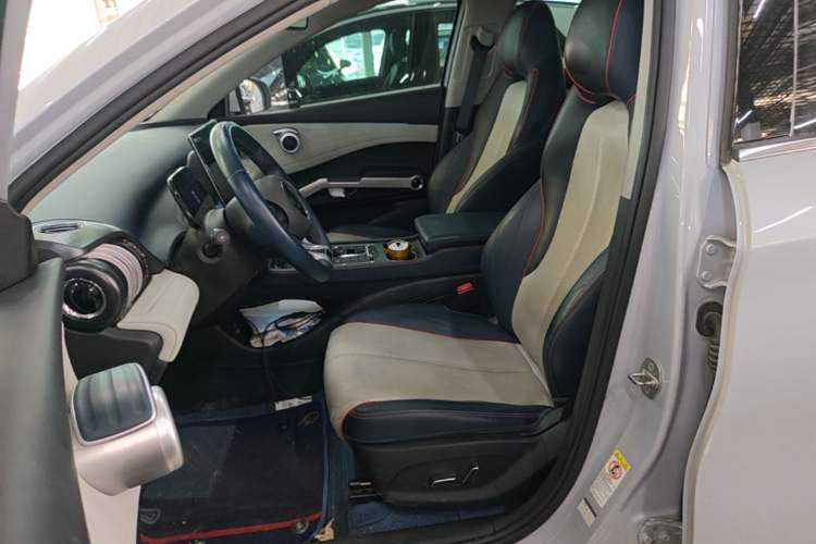 Used BYD Yuan PLUS 2022 510 km Flagship Version Left Front Seat