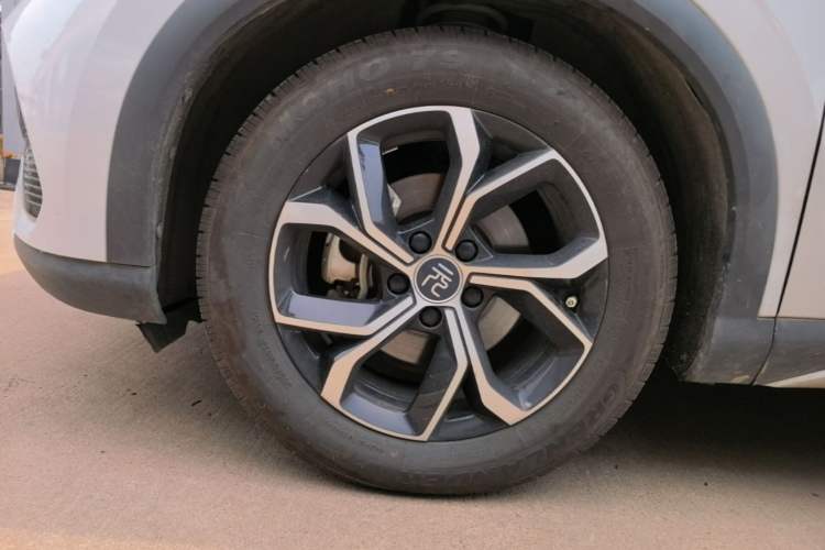 Used BYD Yuan PLUS 2022 430 km Luxury Version Left Front Wheel Hub