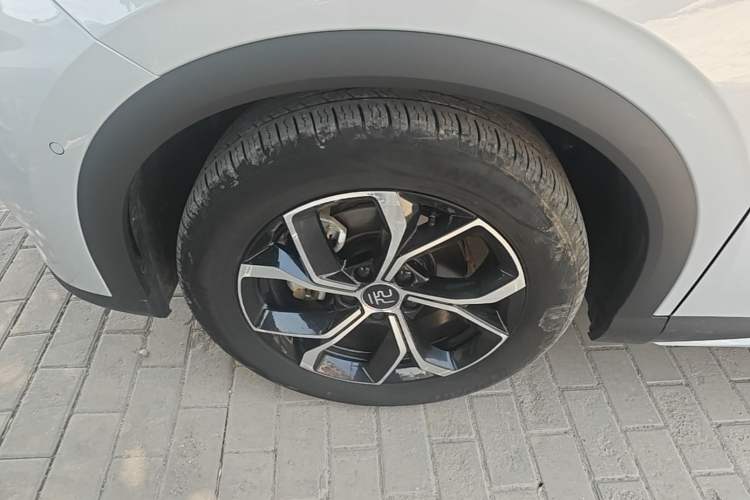Used BYD Yuan PLUS 2022 510 km Luxury Version Left Front Wheel Hub