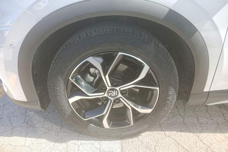 Used BYD Yuan PLUS 2022 430 km Luxury Version Left Front Wheel Hub