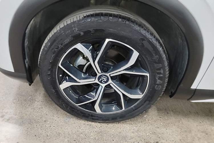 Used BYD Yuan PLUS 2022 510 km Luxury Version Left Front Wheel Hub