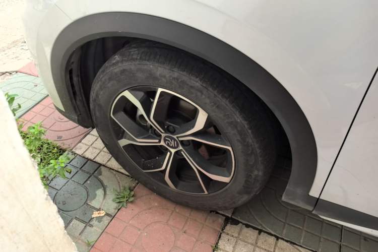 Used BYD Yuan PLUS 2022 430 km Luxury Version Left Front Wheel Hub