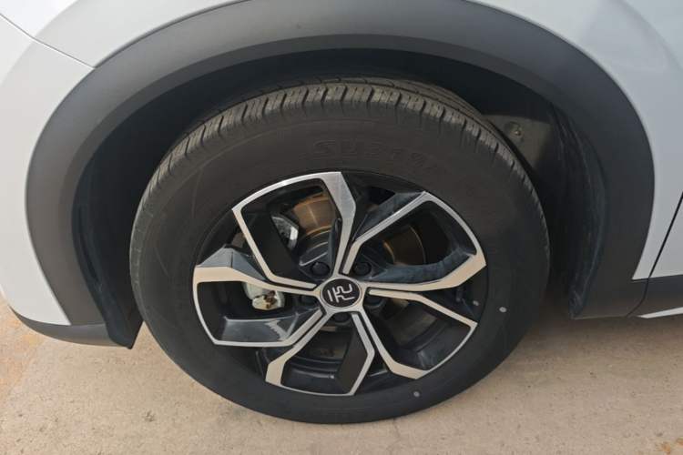 Used BYD Yuan PLUS 2022 430 km Luxury Version Left Front Wheel Hub