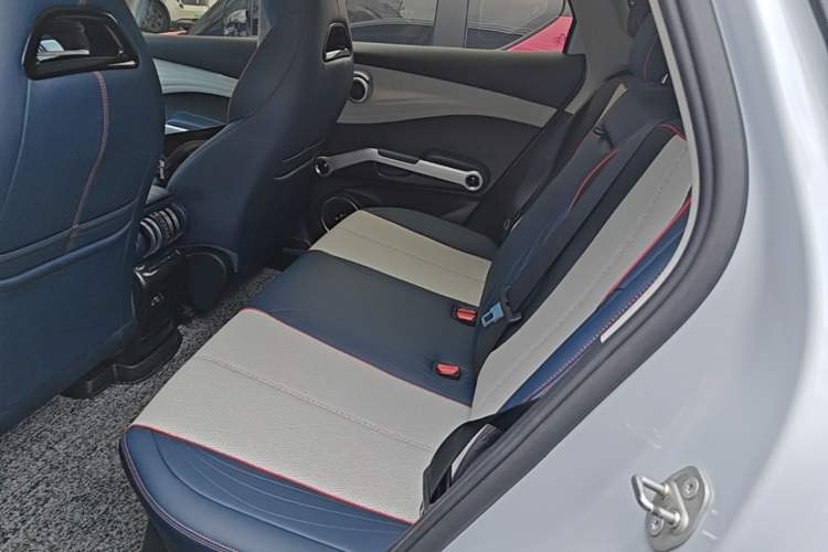 Used BYD Yuan PLUS 2022 510 km Flagship Version Left Rear Seat