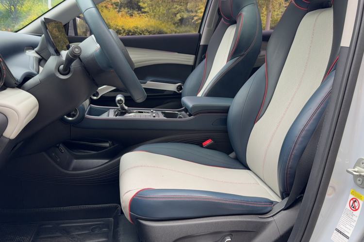 Used BYD Yuan PLUS 2022 430 km Luxury Version Left Rear Seat