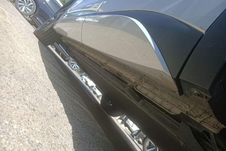 Used BYD Yuan PLUS 2022 430 km Luxury Version Left Side Sill