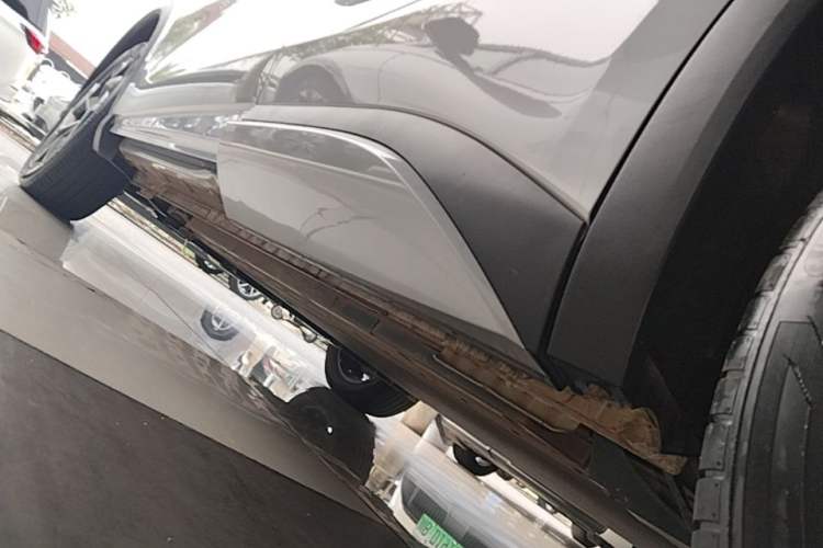 Used BYD Yuan PLUS 2022 510 km Flagship Version Left Side Sill