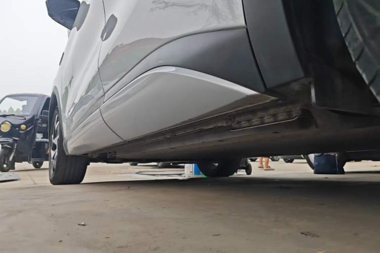 Used BYD Yuan PLUS 2022 510 km Flagship Version Left Side Sill