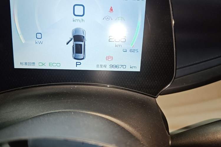 Used BYD Yuan PLUS 2022 430 km Luxury Version Odometer Close Up
