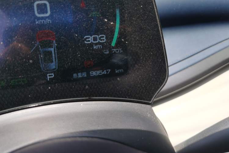 Used BYD Yuan PLUS 2022 430 km Luxury Version Odometer Close Up