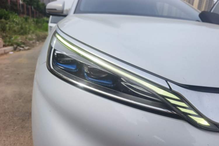 Used BYD Yuan PLUS 2022 510 km Luxury Version Right Front Headlight