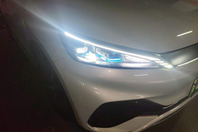 Used BYD Yuan PLUS 2022 430 km Luxury Version Right Front Headlight