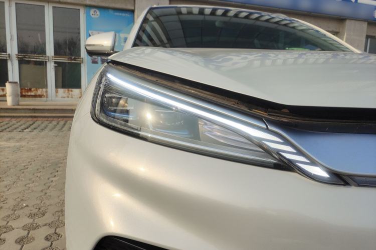 Used BYD Yuan PLUS 2022 510KM Flagship PLUS Right Front Headlight